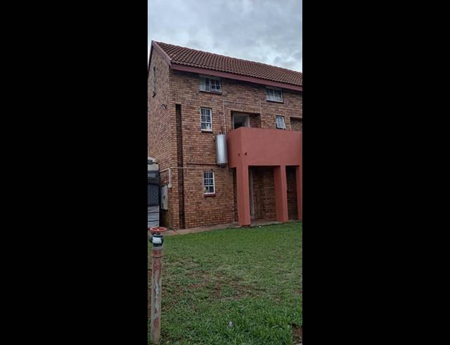 2 BEDROOM APARTMENT FOR SALE IN PHILIP NEL PARK